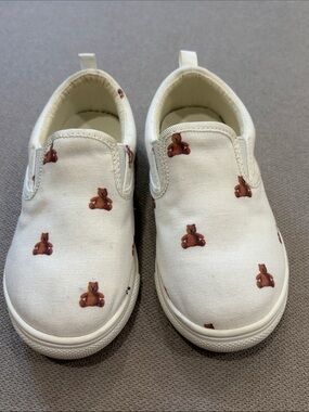 GAP TEDDY BEAR GAP 🧸 SLIP-ON SHOES TODDLER SIZE:8